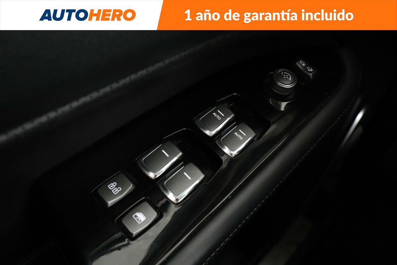 Foto SsangYong Rexton 32