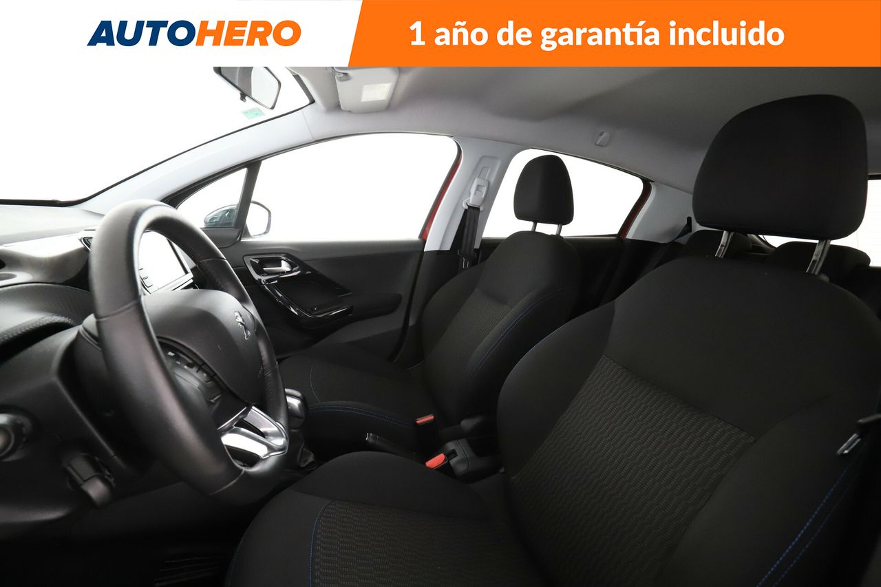 Foto Peugeot 208 10