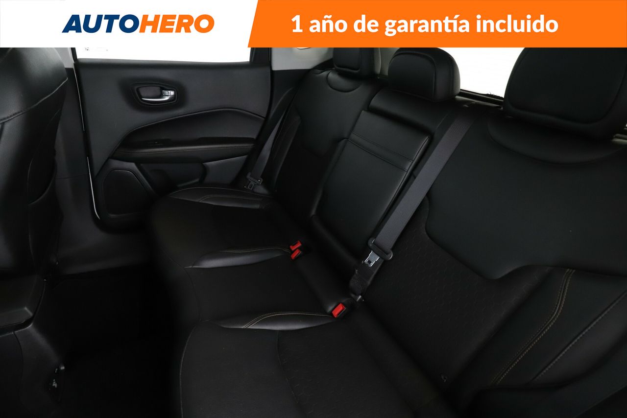 Foto Jeep Compass 14