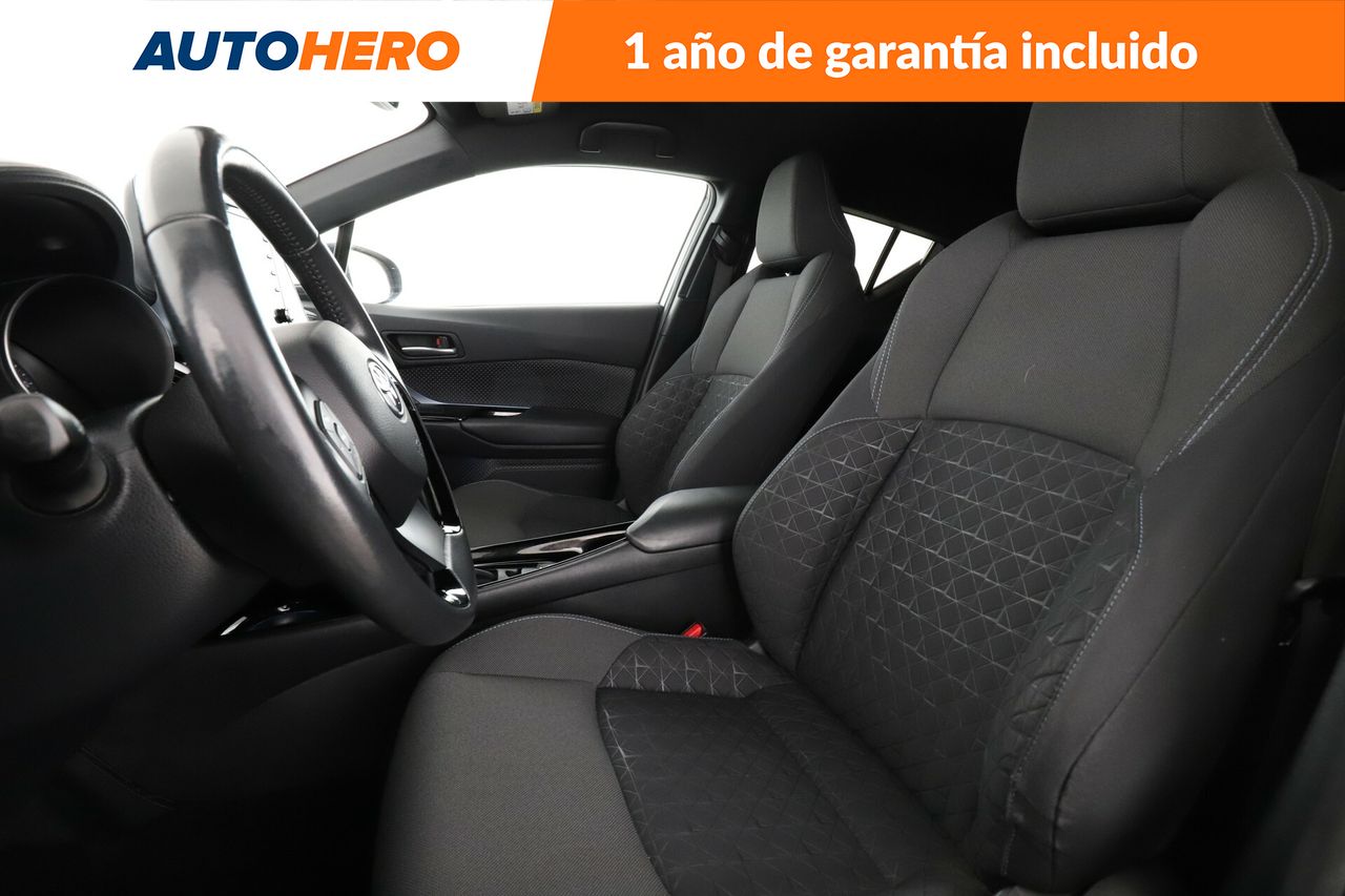 Foto Toyota C-HR 10