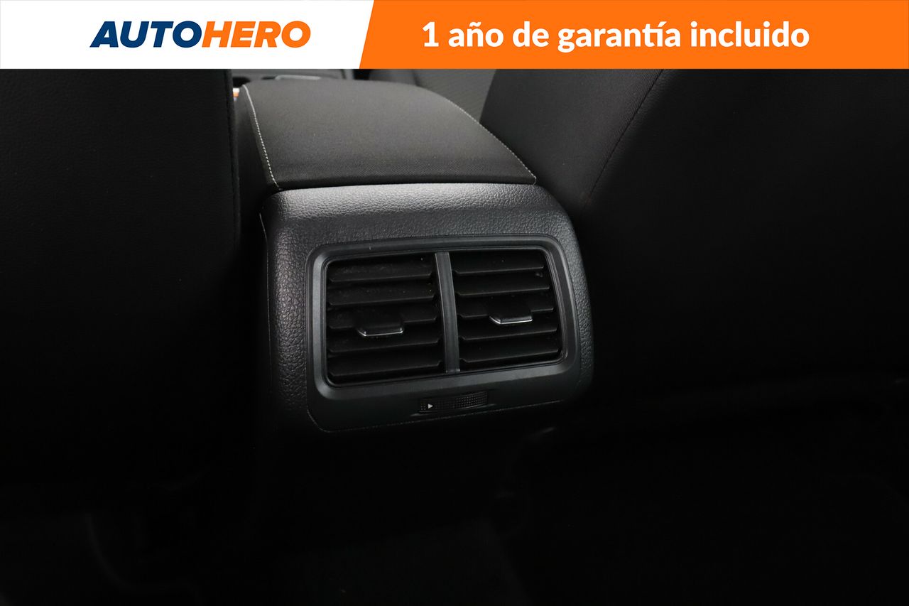Foto Volkswagen Golf 27
