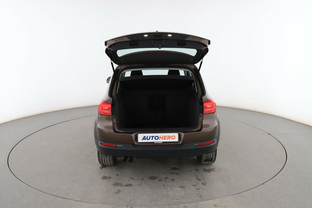 Foto Volkswagen Tiguan 16