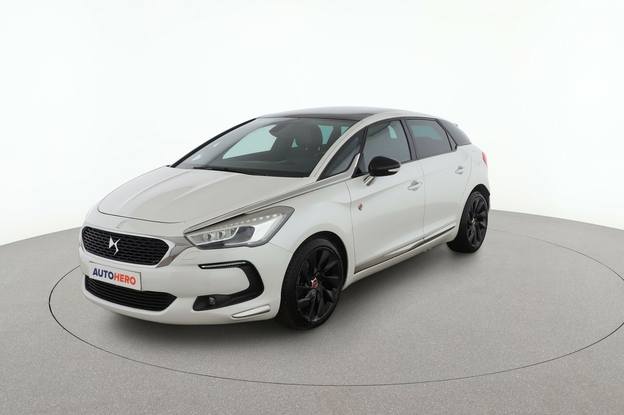 Foto DS Automobiles DS 5 1