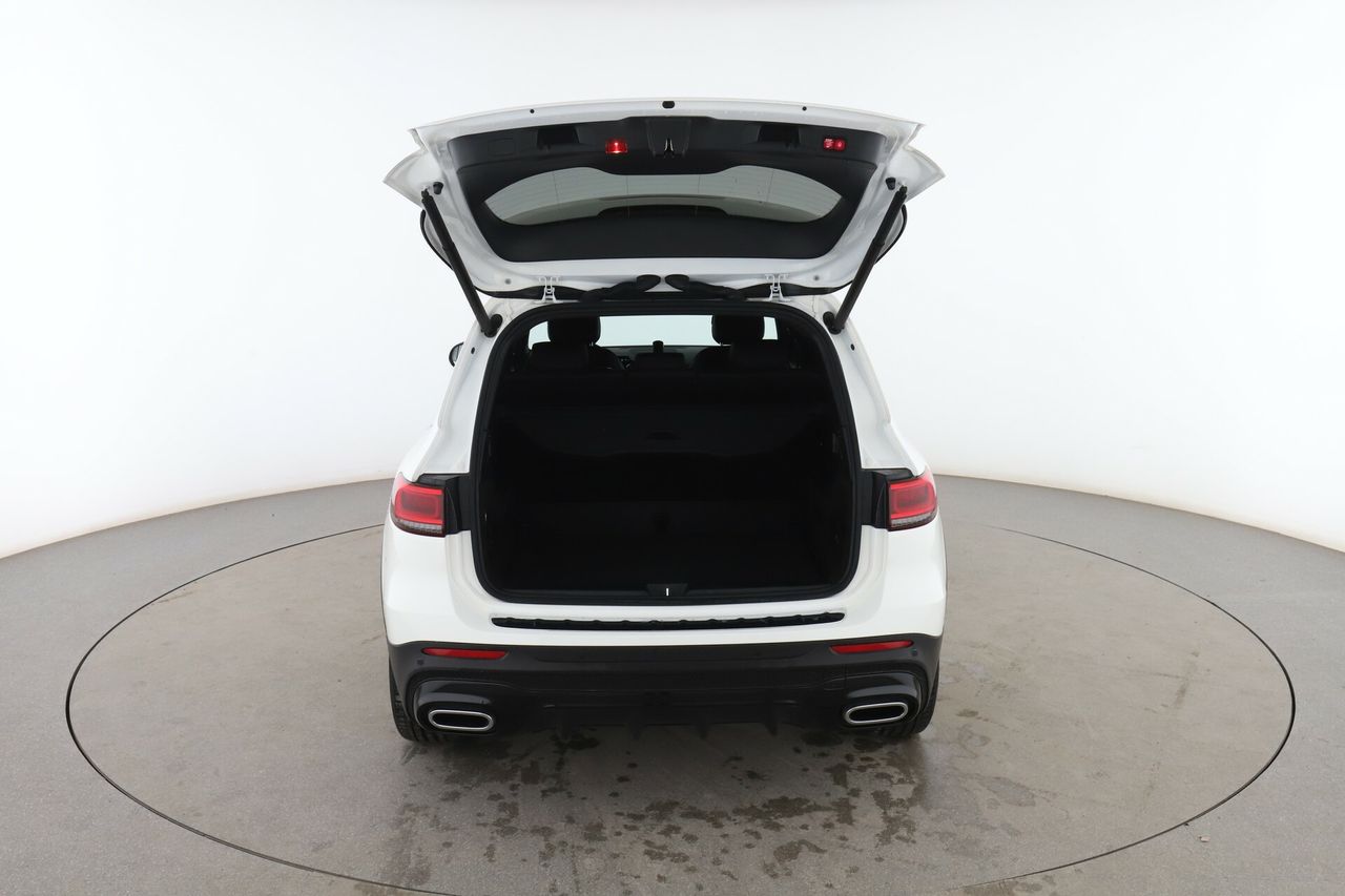 Foto Mercedes-Benz Clase GLB 16