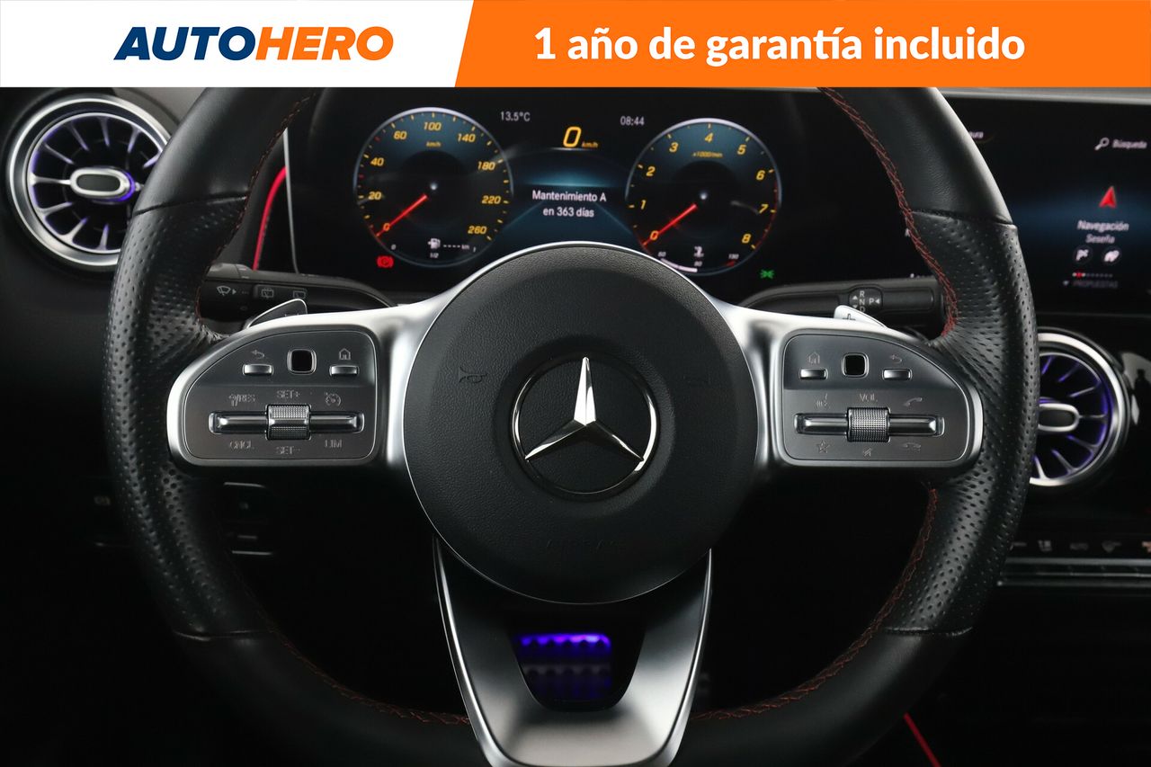 Foto Mercedes-Benz Clase GLB 19