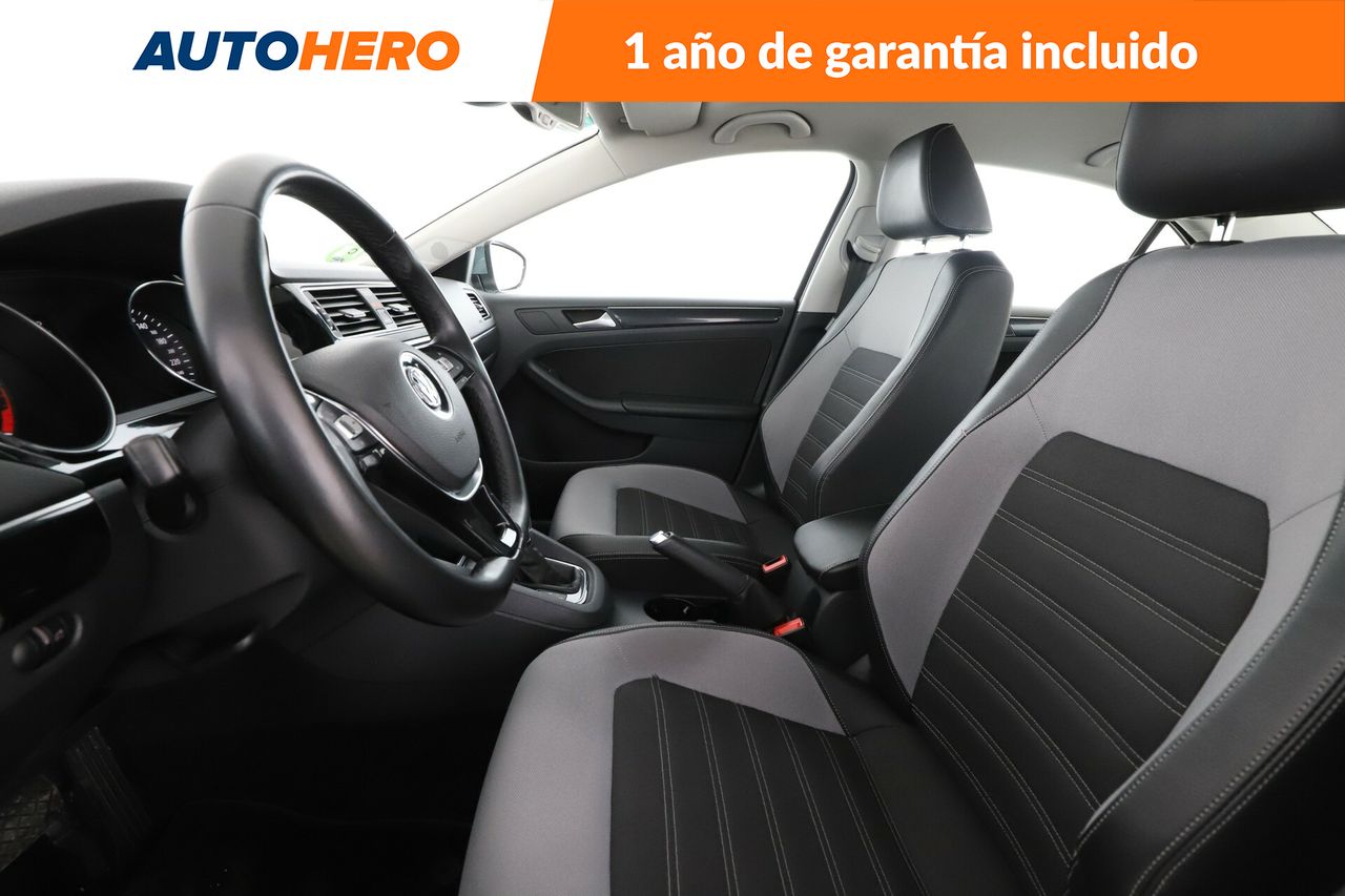 Foto Volkswagen Jetta 10