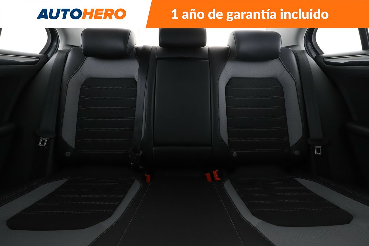 Foto Volkswagen Jetta 15