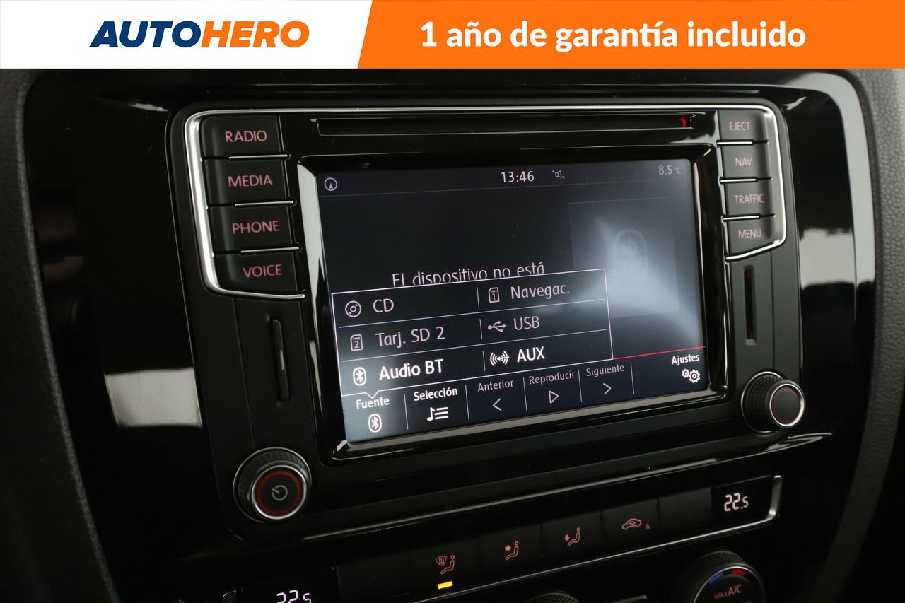 Foto Volkswagen Jetta 24
