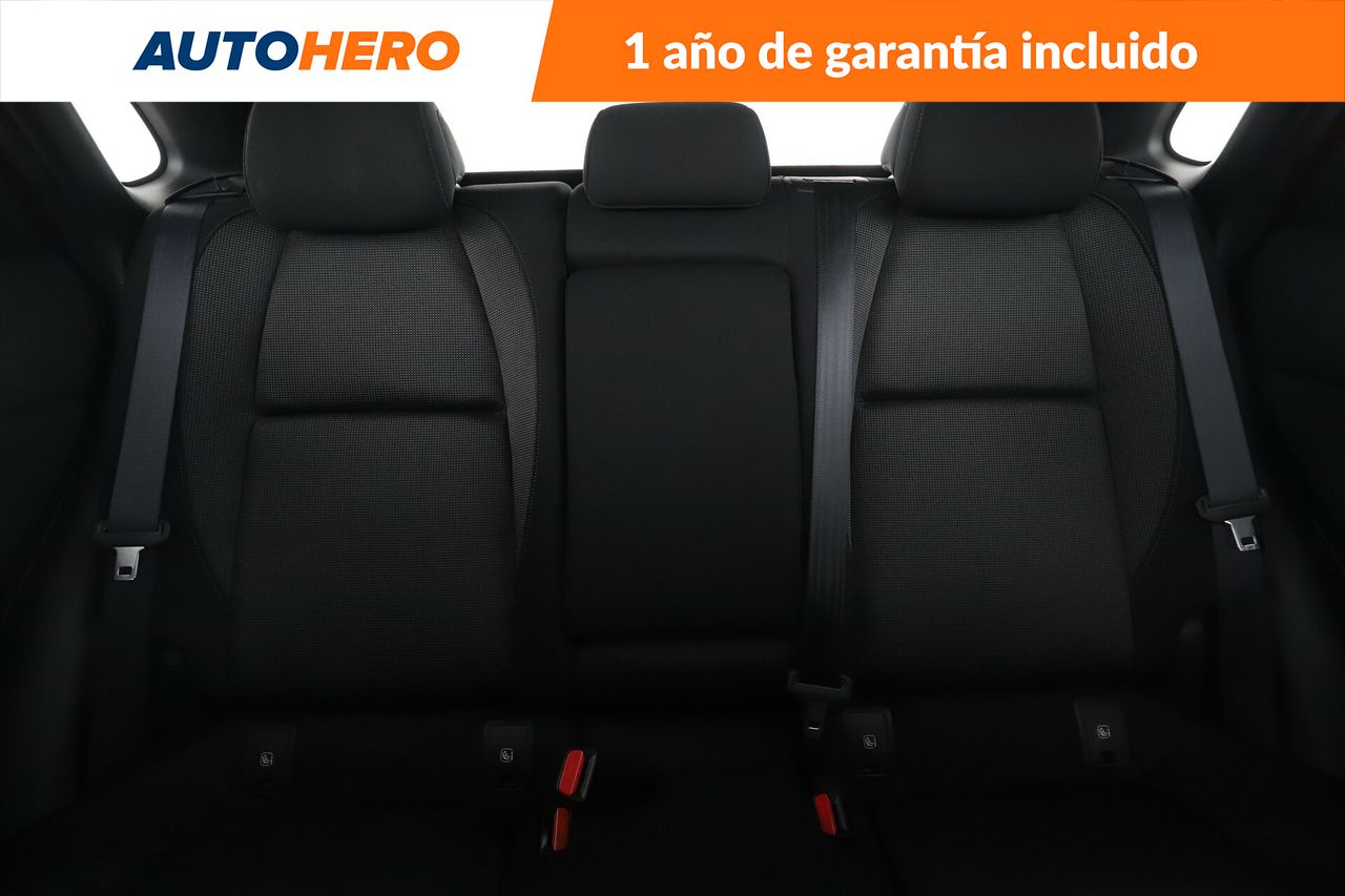 Foto Mazda CX-30 15