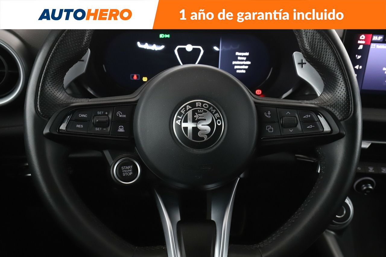 Foto Alfa Romeo Tonale 19