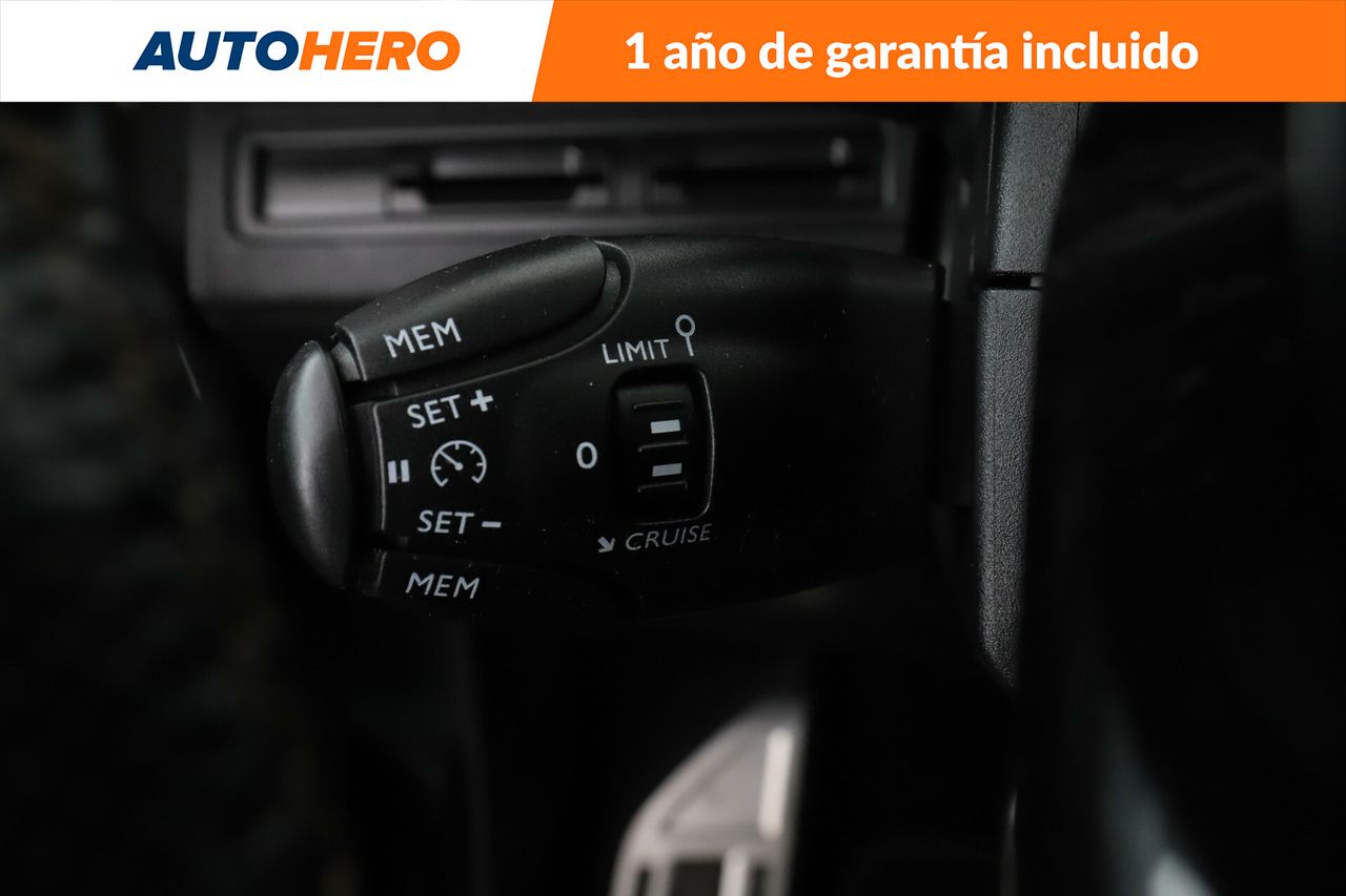 Foto Peugeot 5008 24