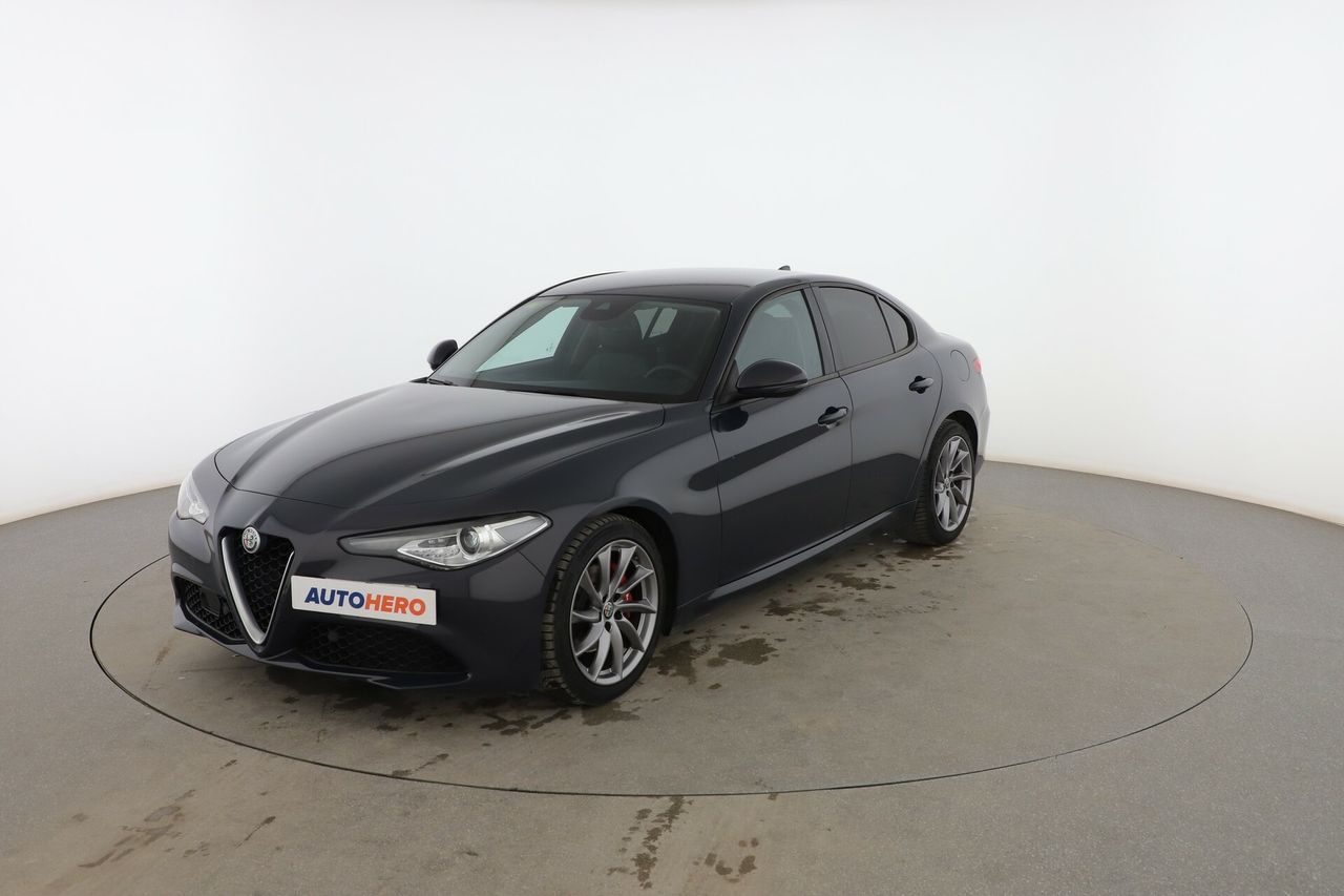 Foto Alfa Romeo Giulia 1