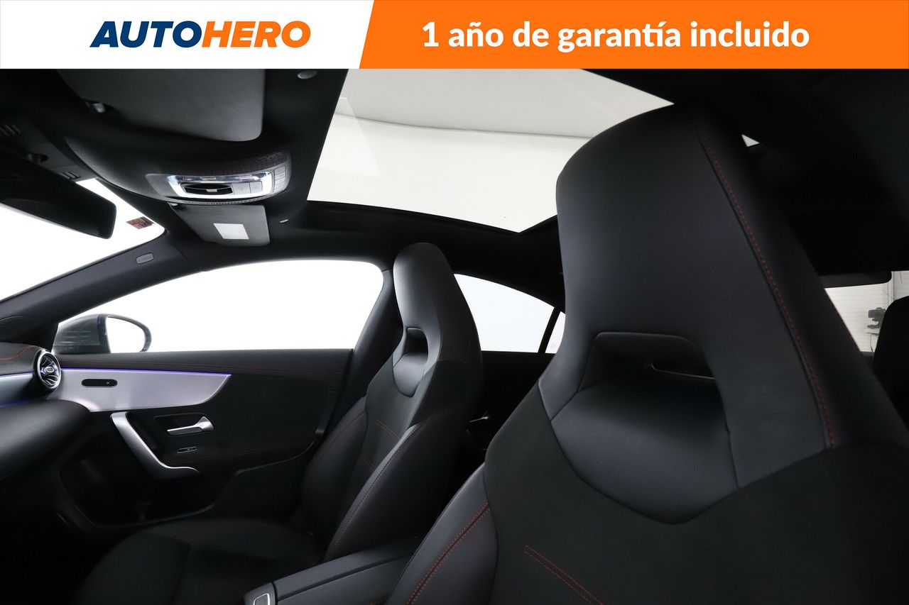 Foto Mercedes-Benz Clase CLA 23