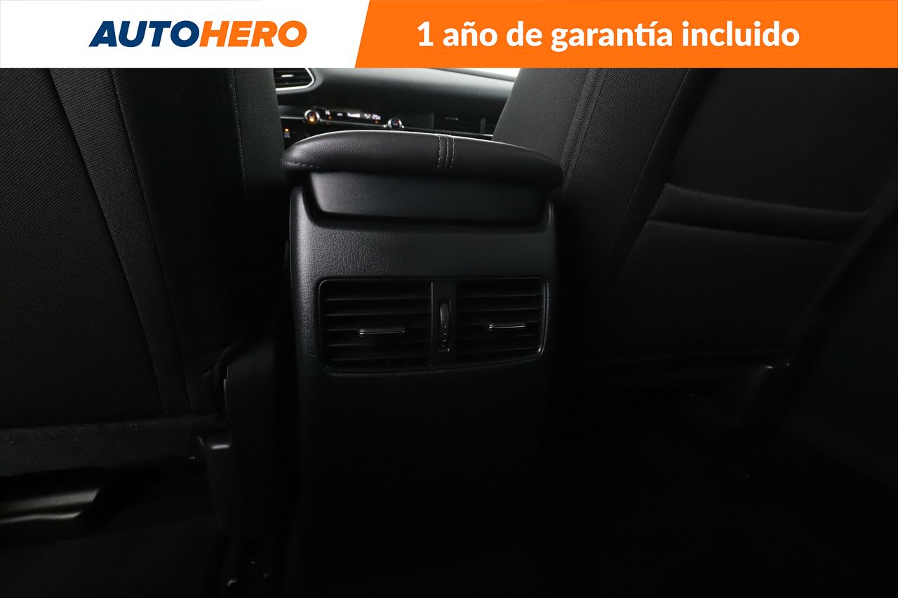 Foto Mazda CX-30 23