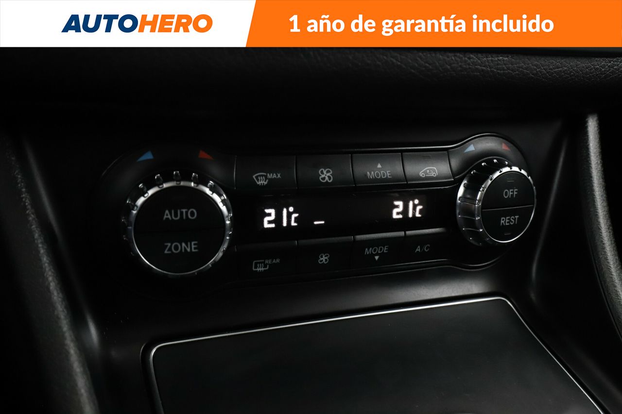 Foto Mercedes-Benz Clase CLA 29
