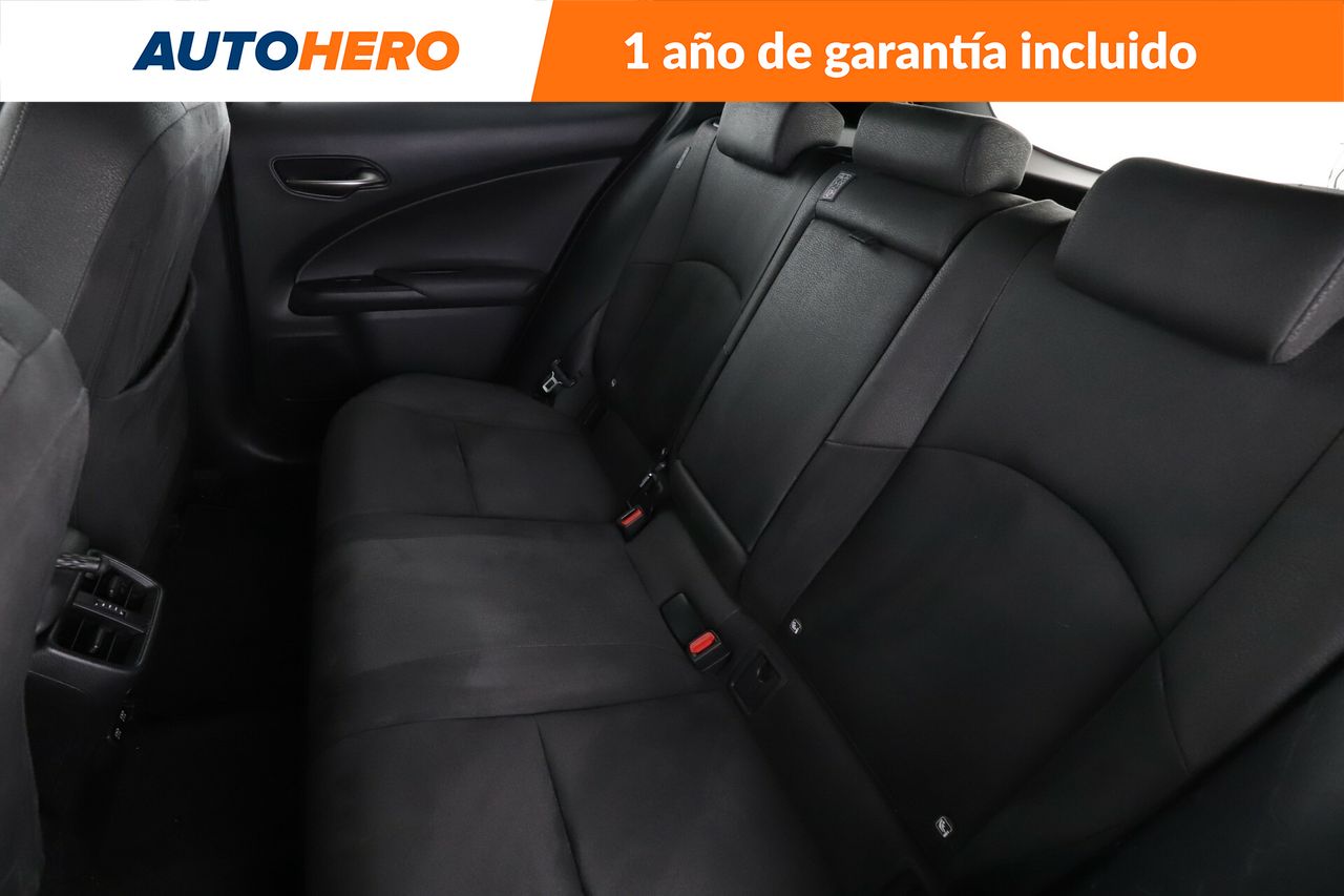 Foto Lexus UX 14