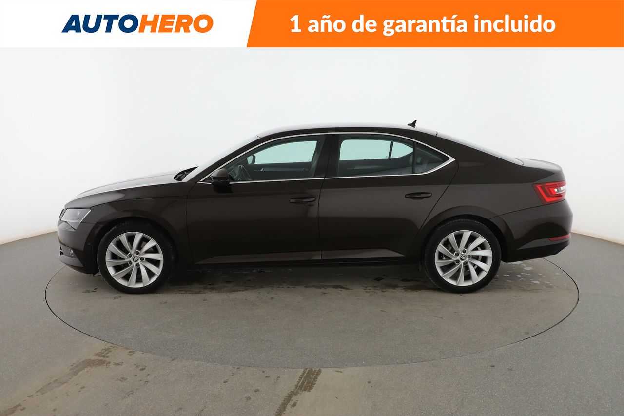 Foto Skoda Superb 2