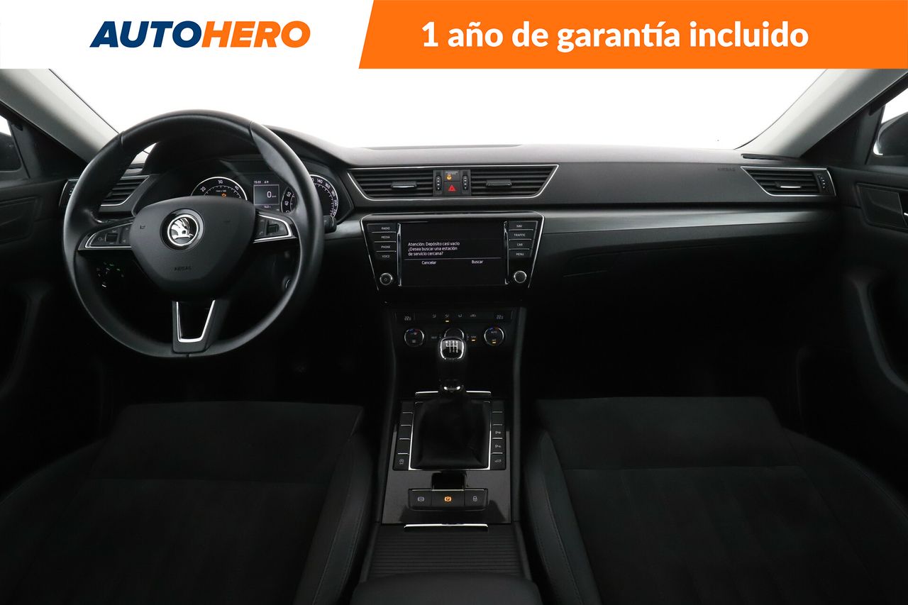 Foto Skoda Superb 12