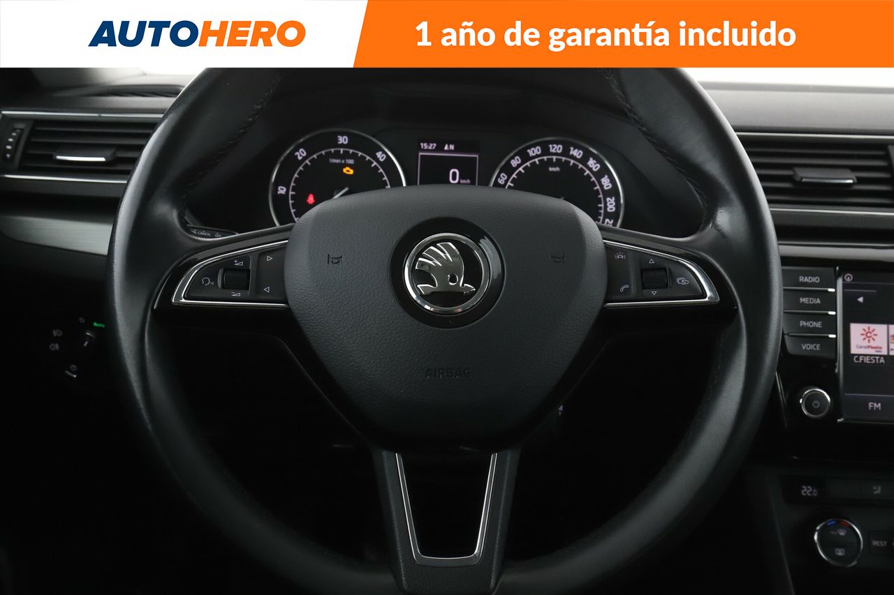 Foto Skoda Superb 19