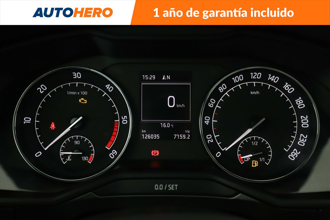 Foto Skoda Superb 20