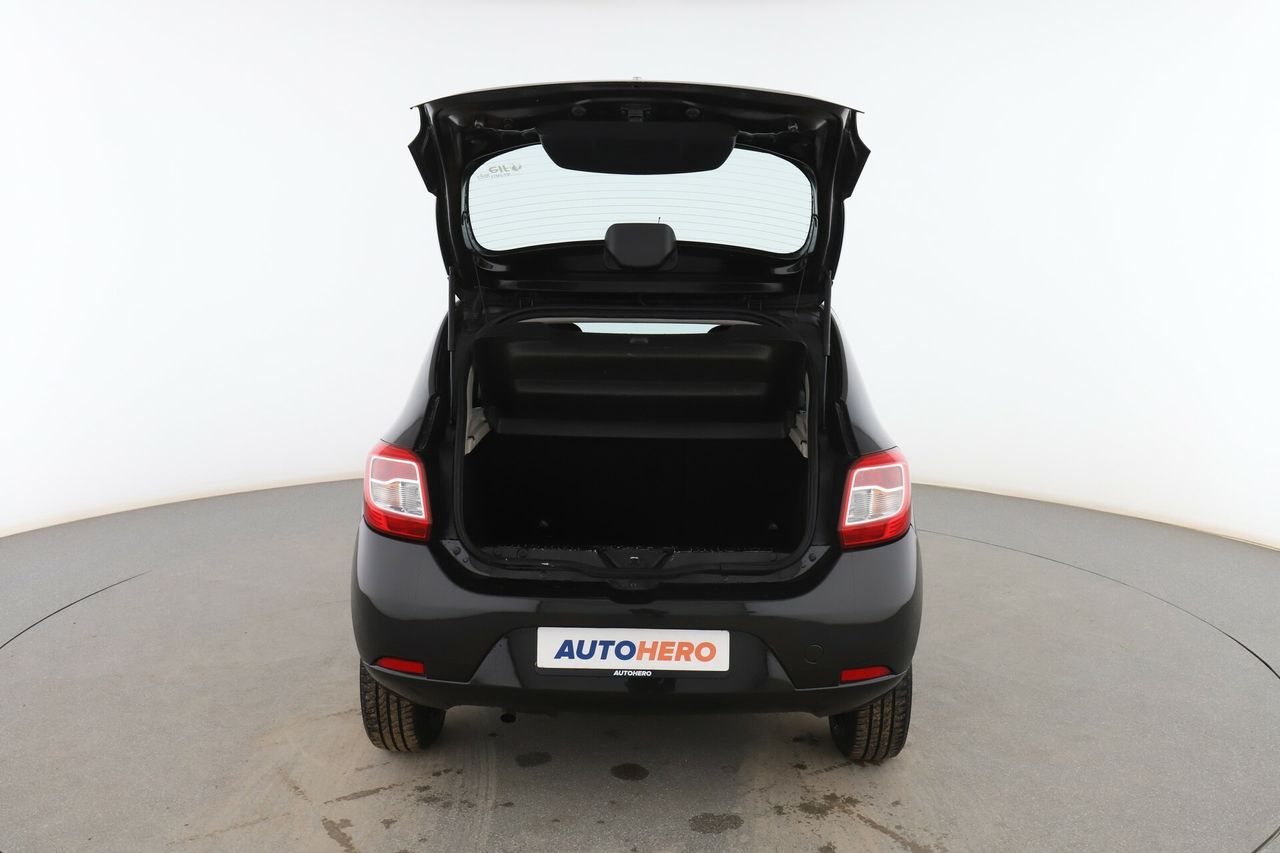 Foto Dacia Sandero 16