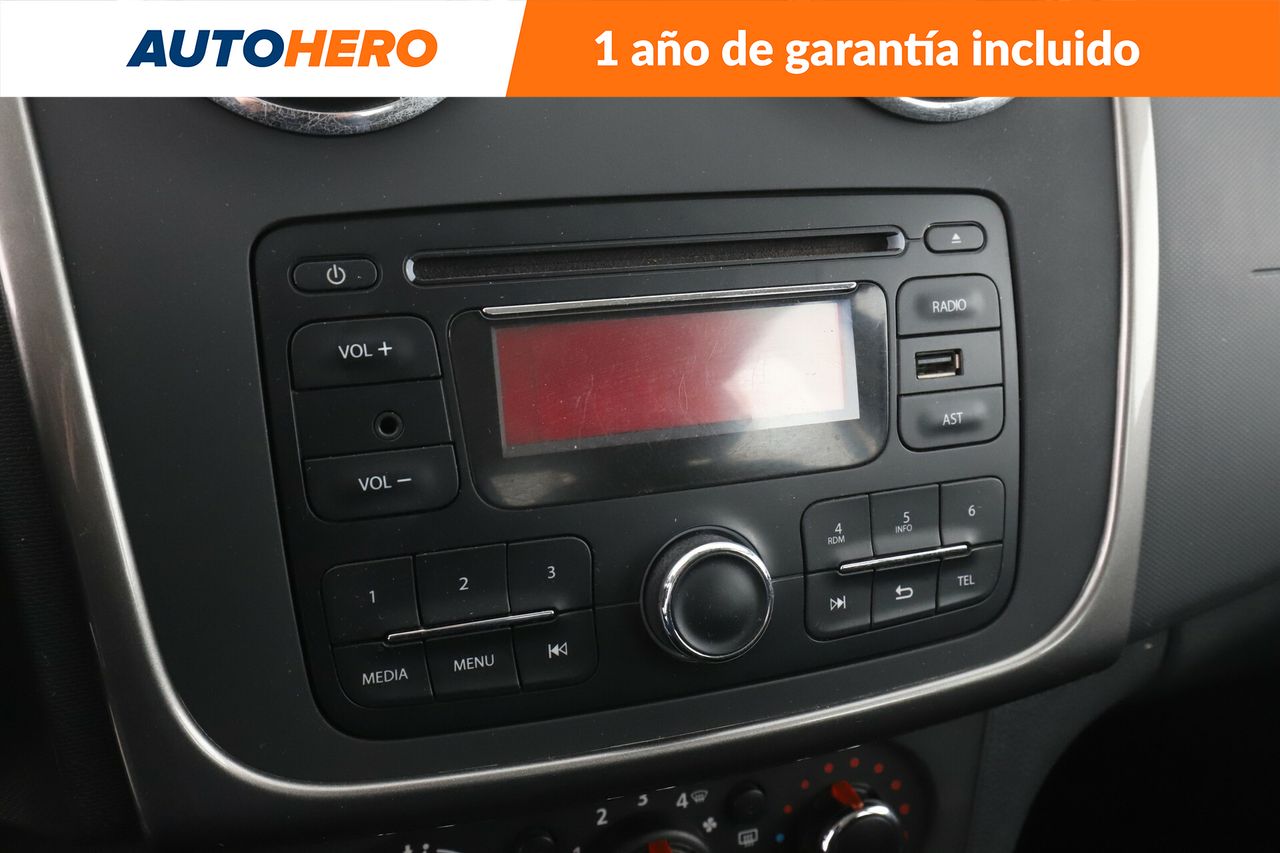 Foto Dacia Sandero 22