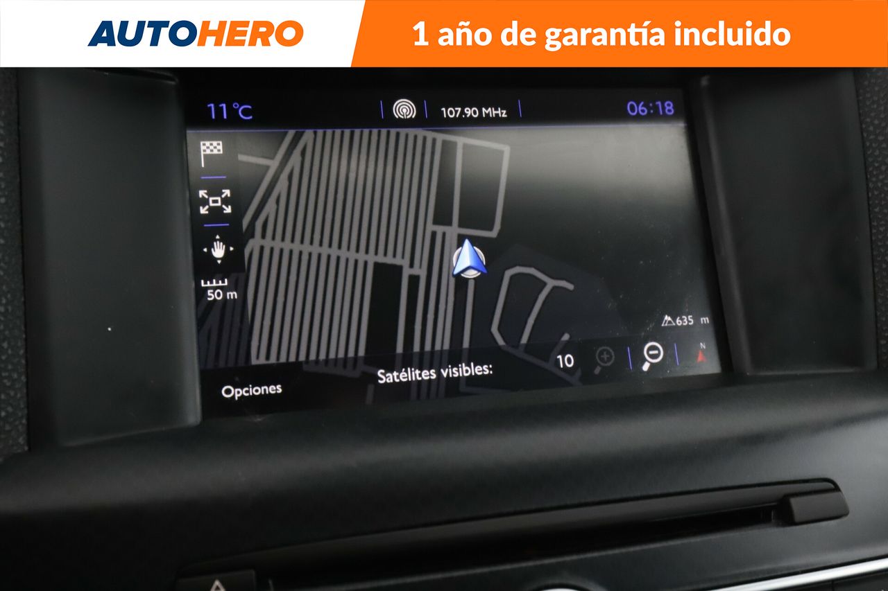 Foto DS Automobiles DS 4 26
