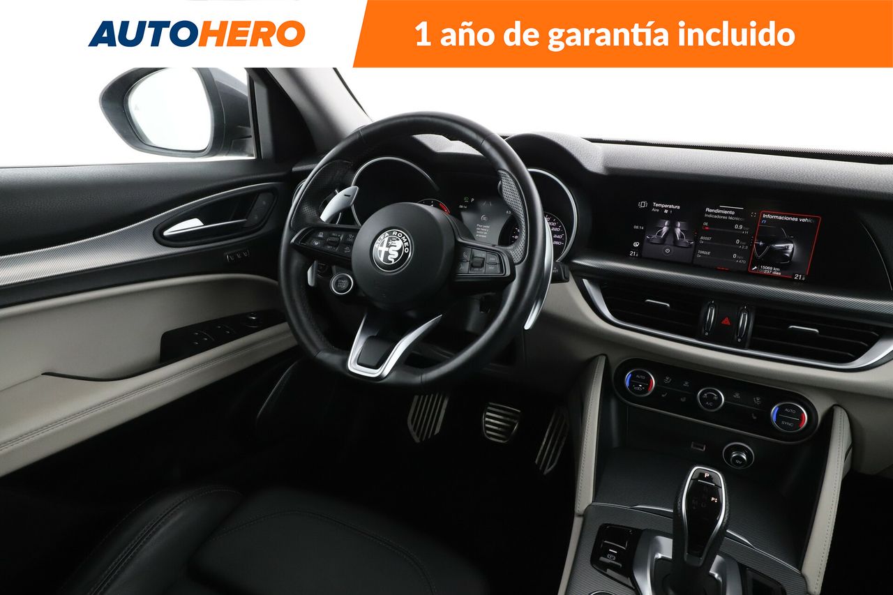 Foto Alfa Romeo Stelvio 14