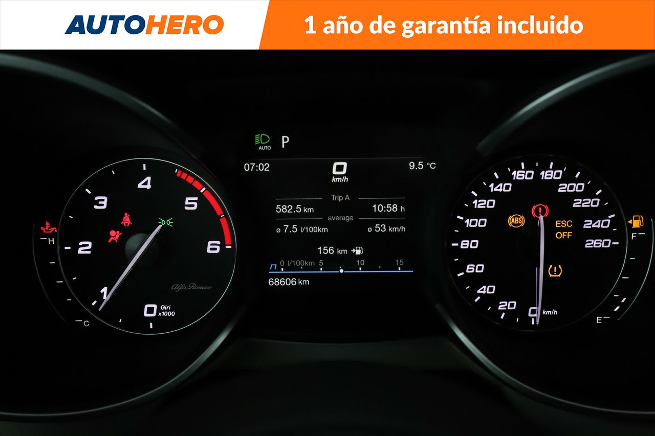 Foto Alfa Romeo Stelvio 21