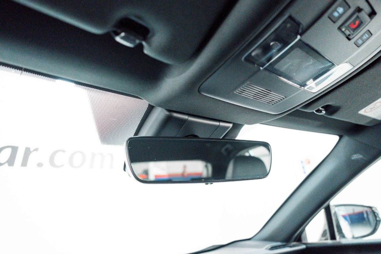 Foto Lexus UX 17