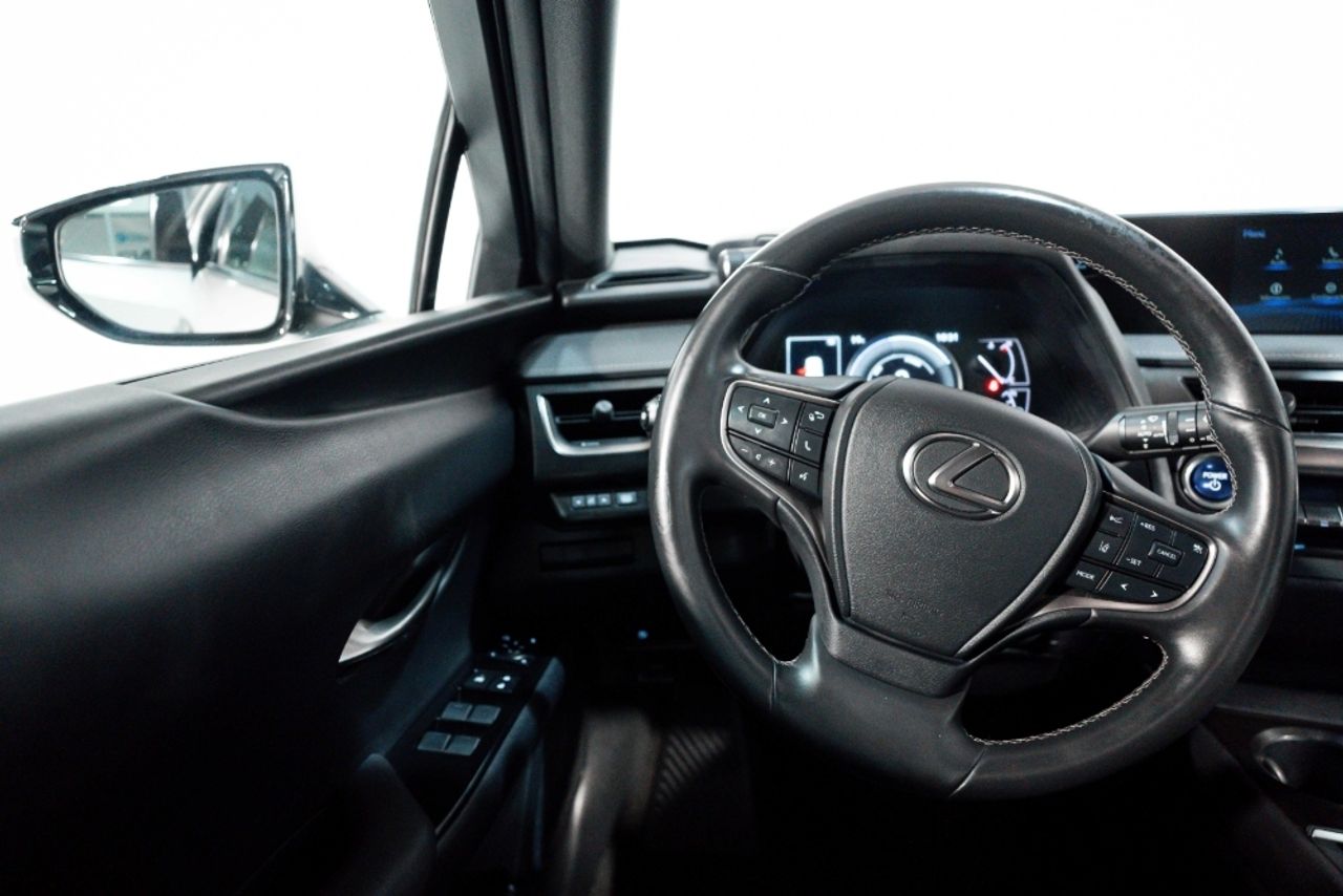 Foto Lexus UX 22