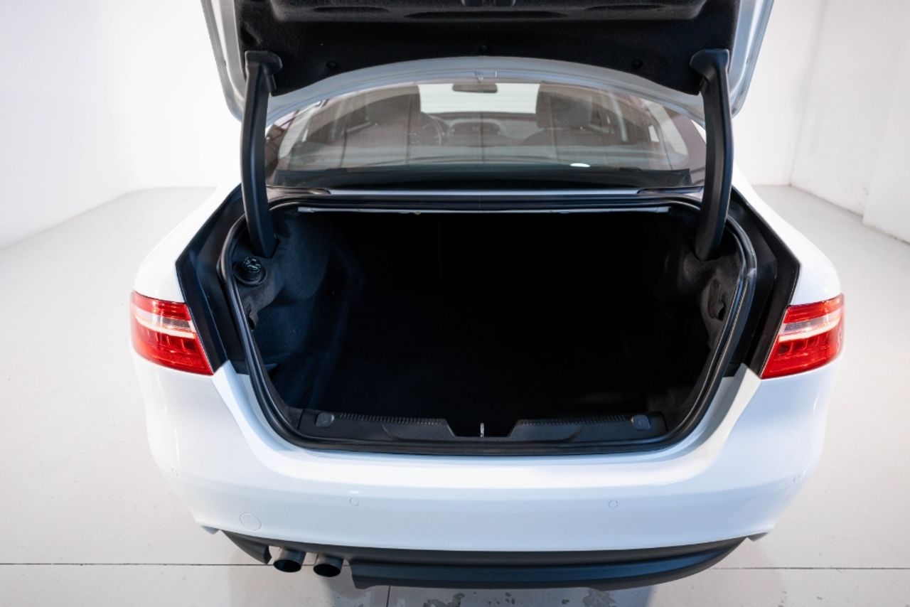 Foto Jaguar XF 31