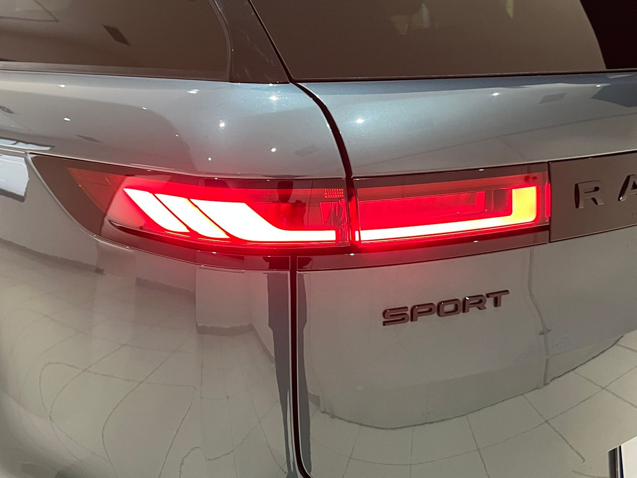 Foto Land-Rover Range Rover Sport 41