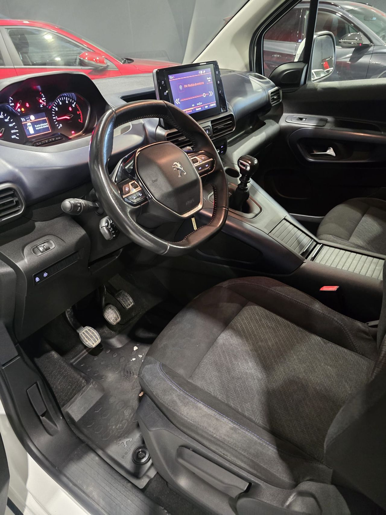 Foto Peugeot Rifter 4