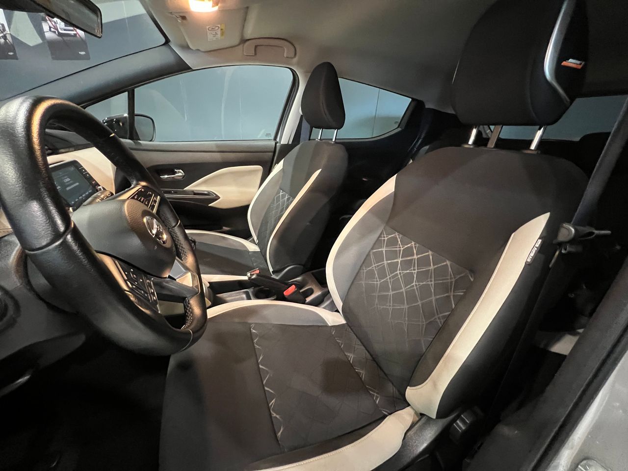 Foto Nissan Micra 7