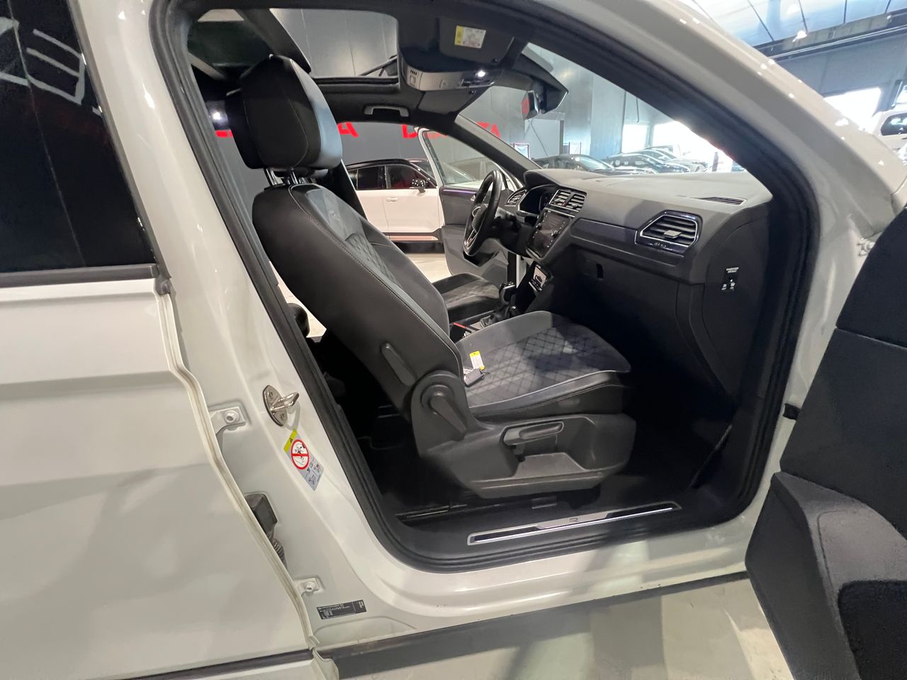 Foto Volkswagen Tiguan 14