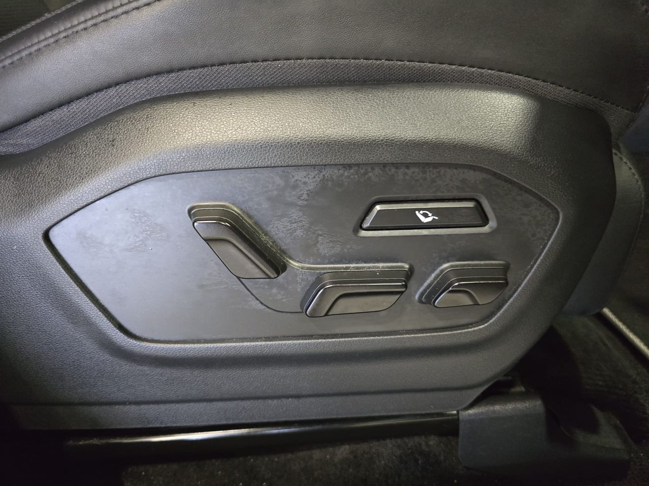 Foto Hyundai Santa Fe 46