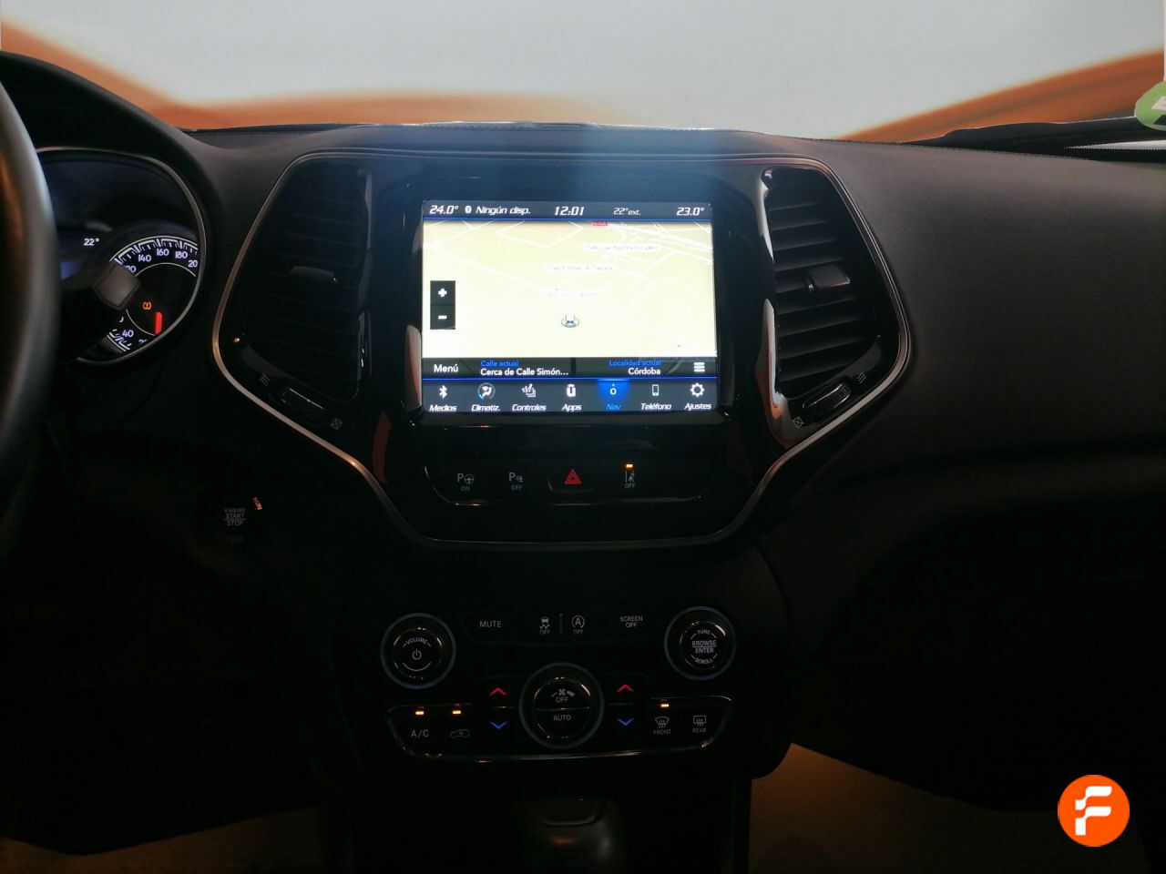 Foto Jeep Cherokee 15