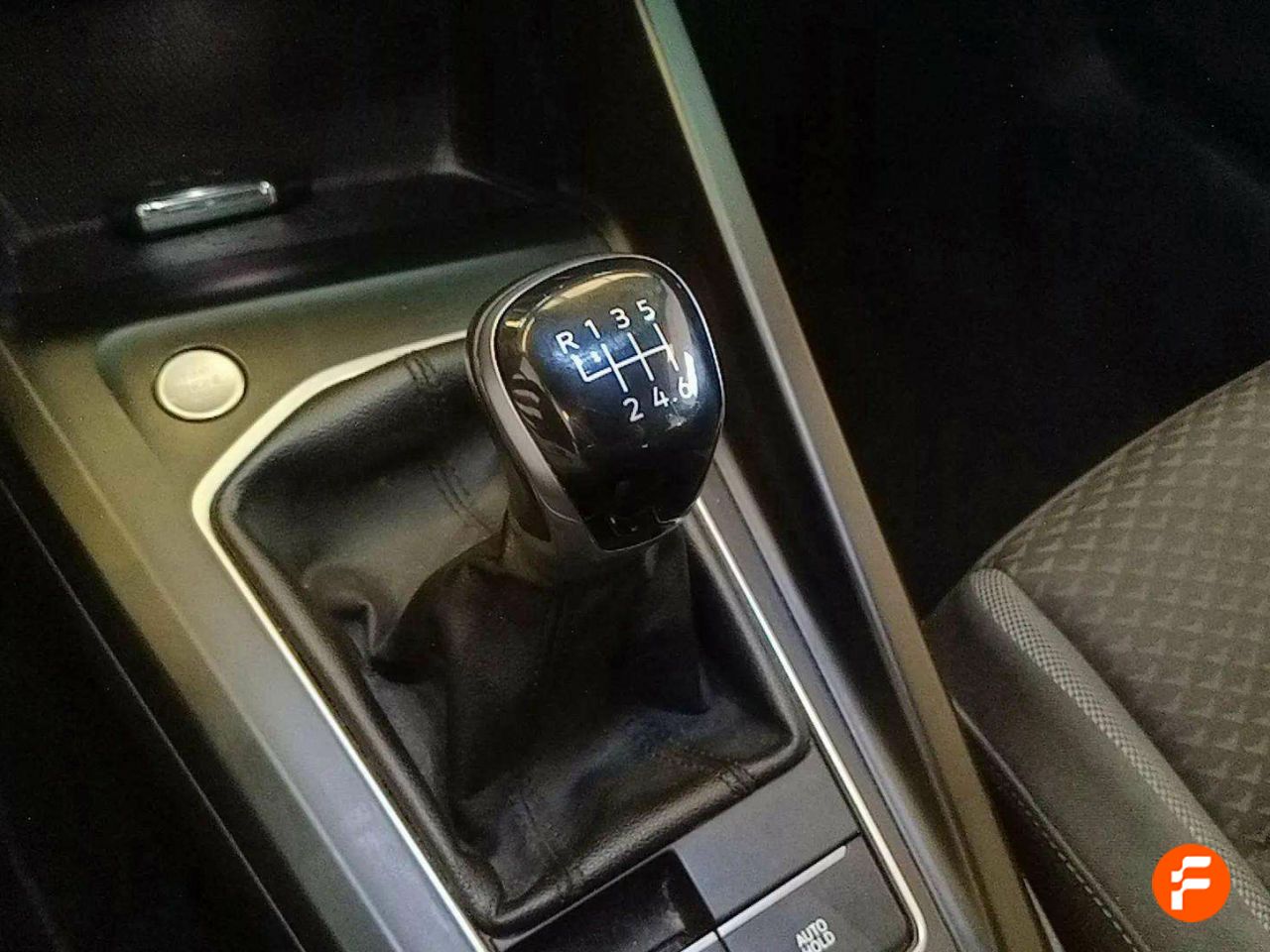 Foto Volkswagen Golf 17