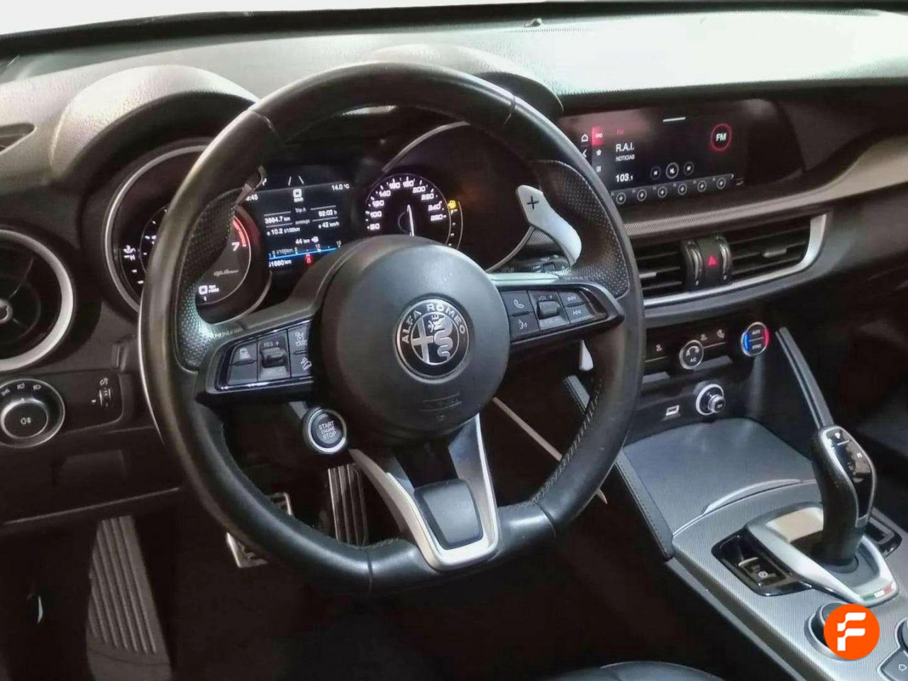 Foto Alfa Romeo Stelvio 8