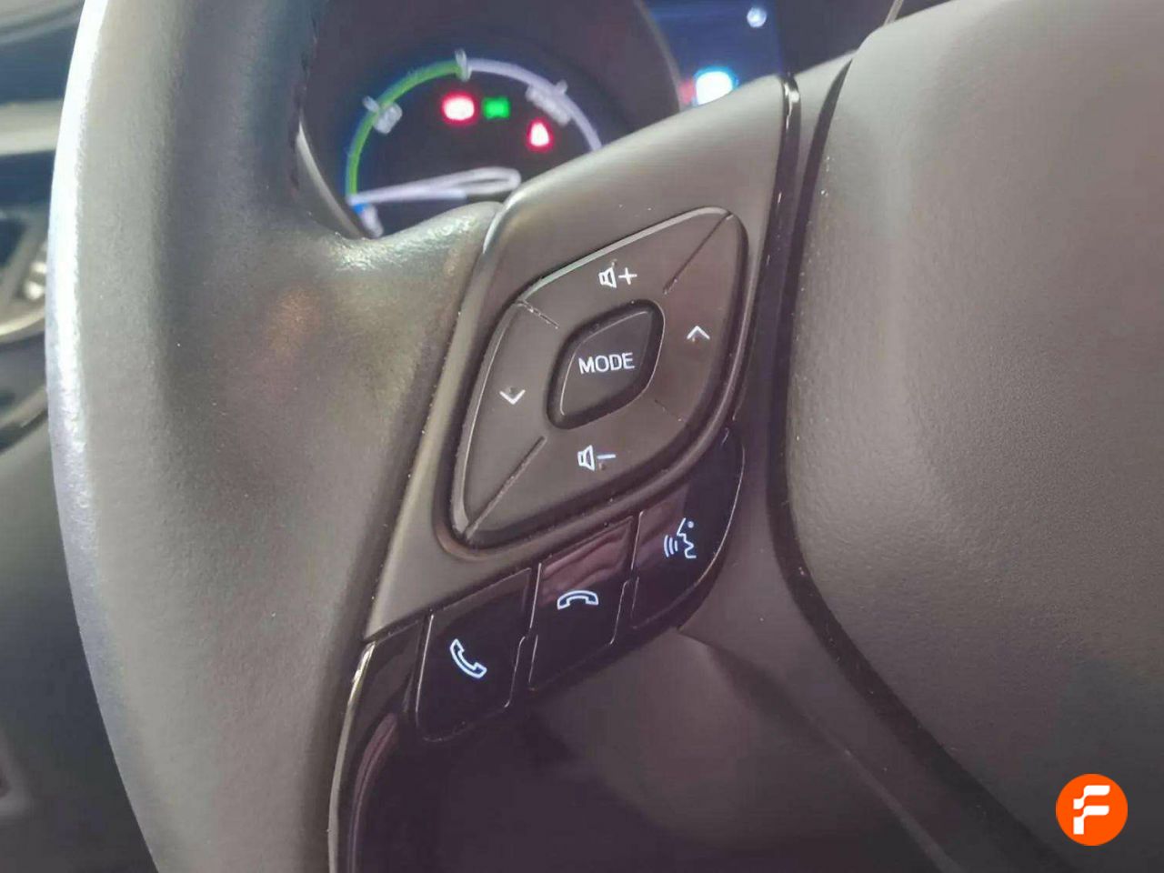 Foto Toyota C-HR 19