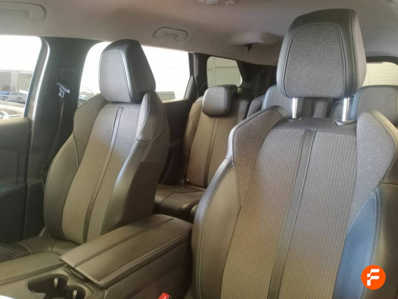 Foto Peugeot 5008 7