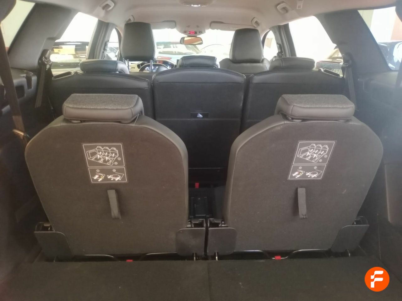 Foto Peugeot 5008 9