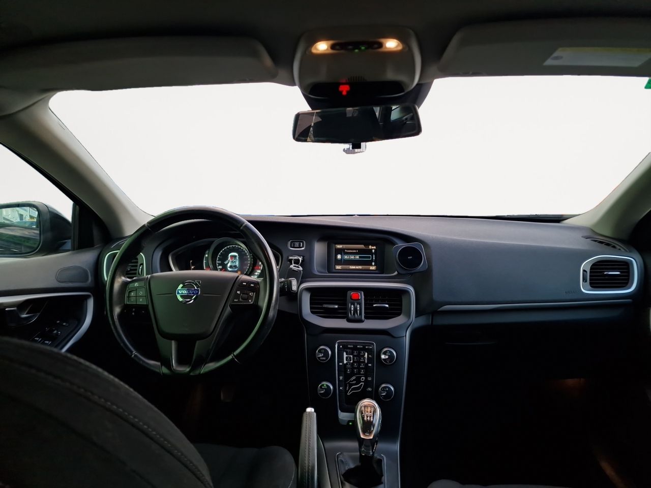 Foto Volvo V40 8