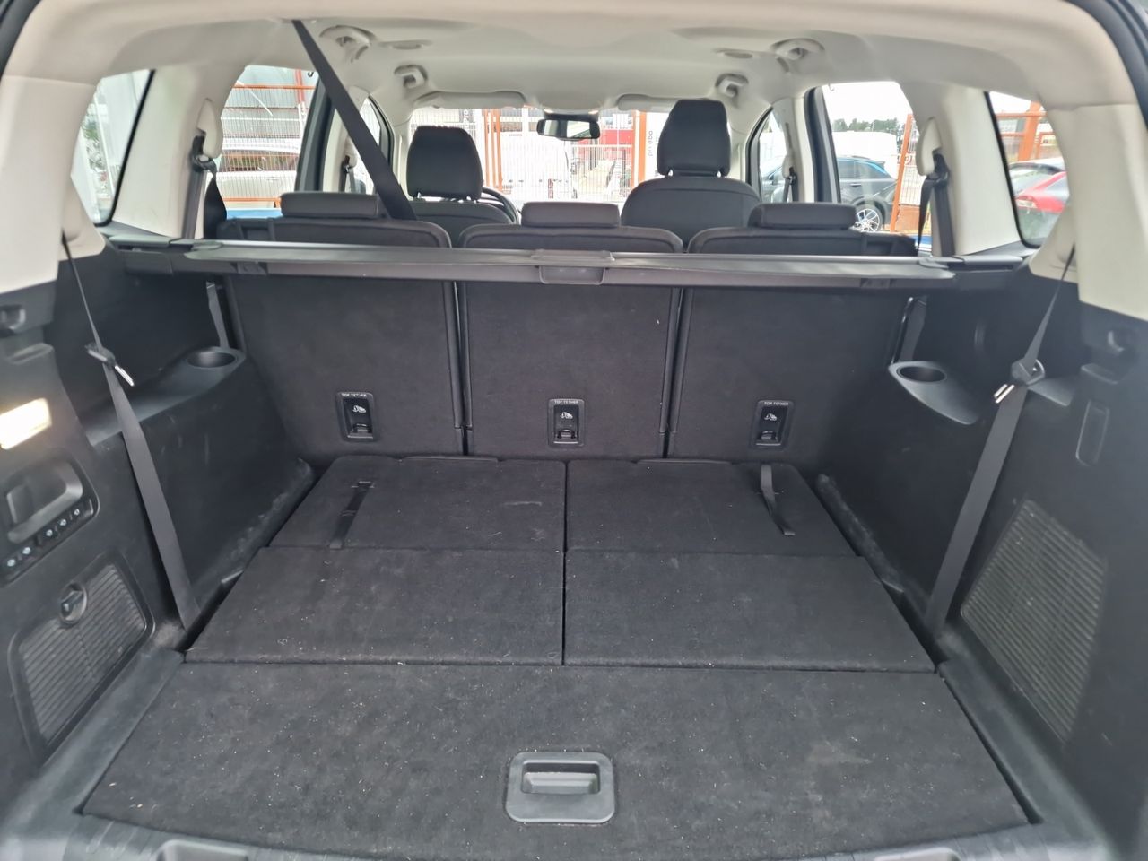 Foto Ford S-Max 14