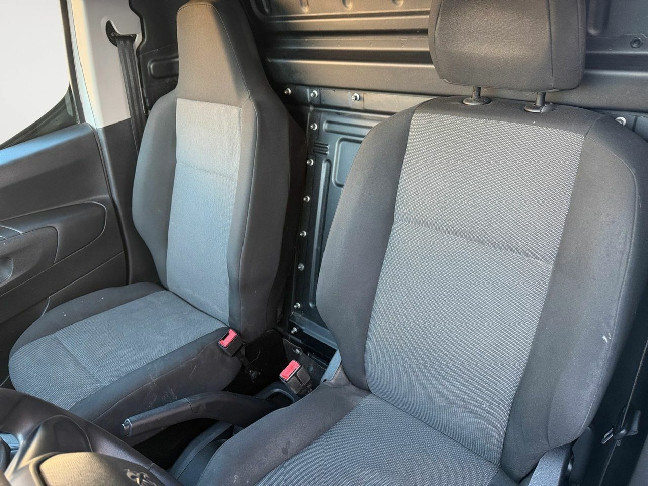 Foto Peugeot Partner 13