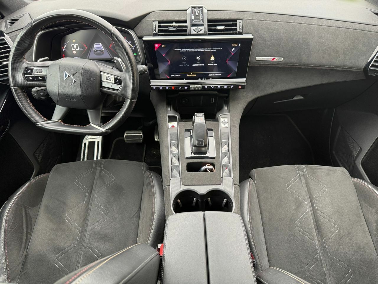 Foto DS Automobiles DS 7 8