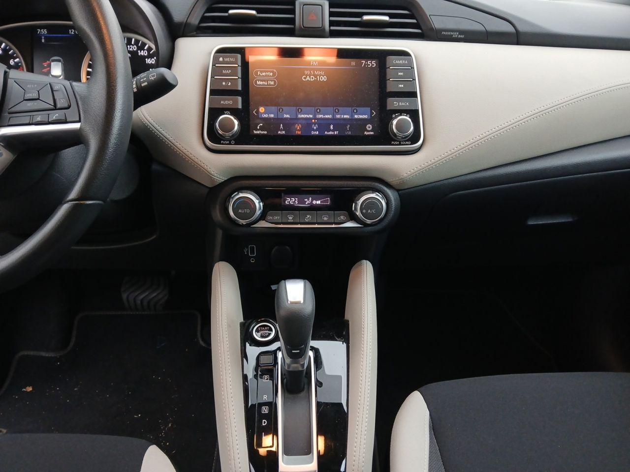 Foto Nissan Micra 11