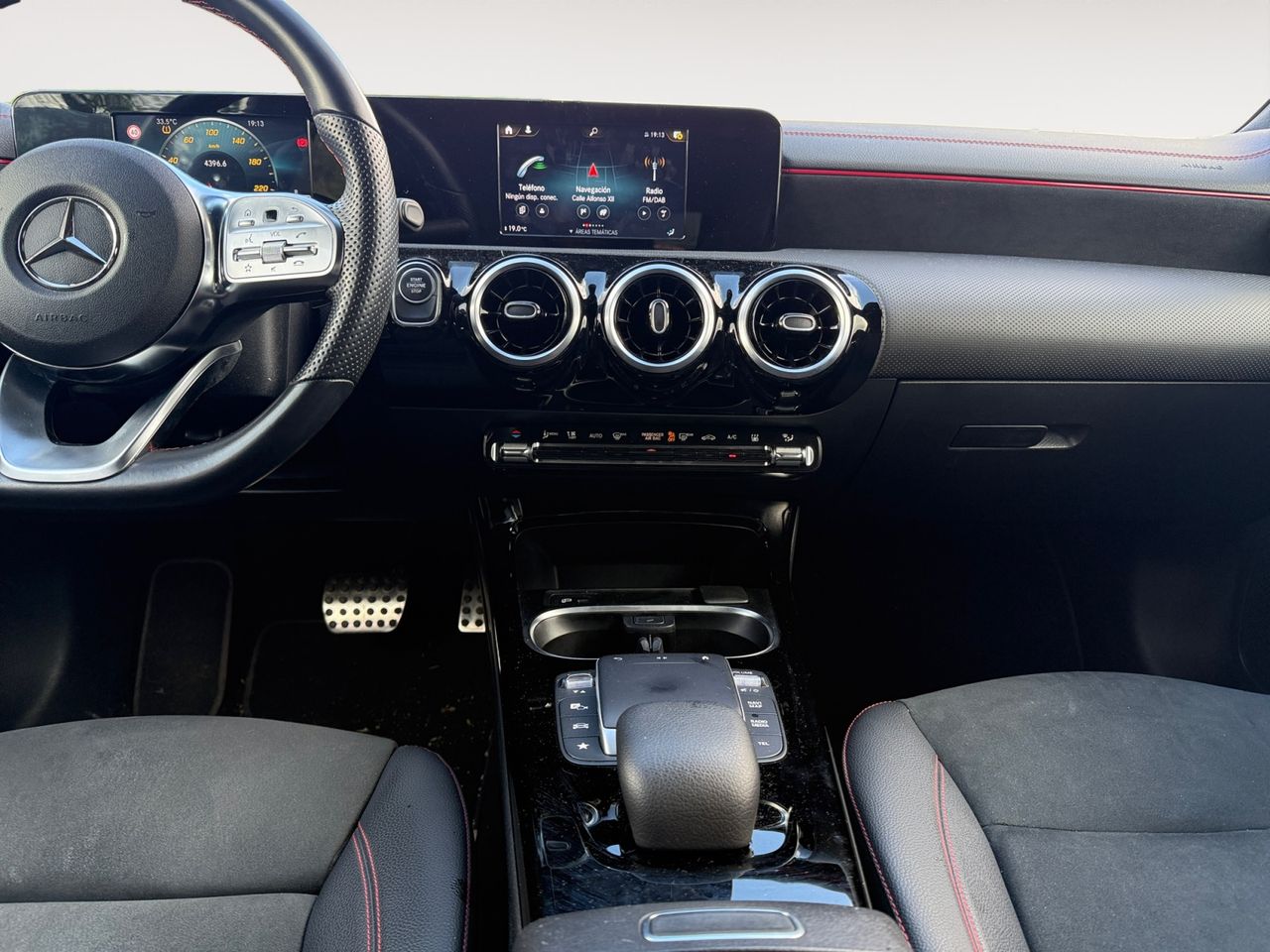 Foto Mercedes-Benz Clase CLA 11