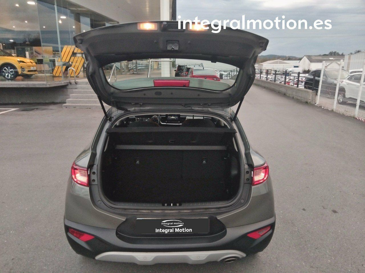 Foto Kia Stonic 4